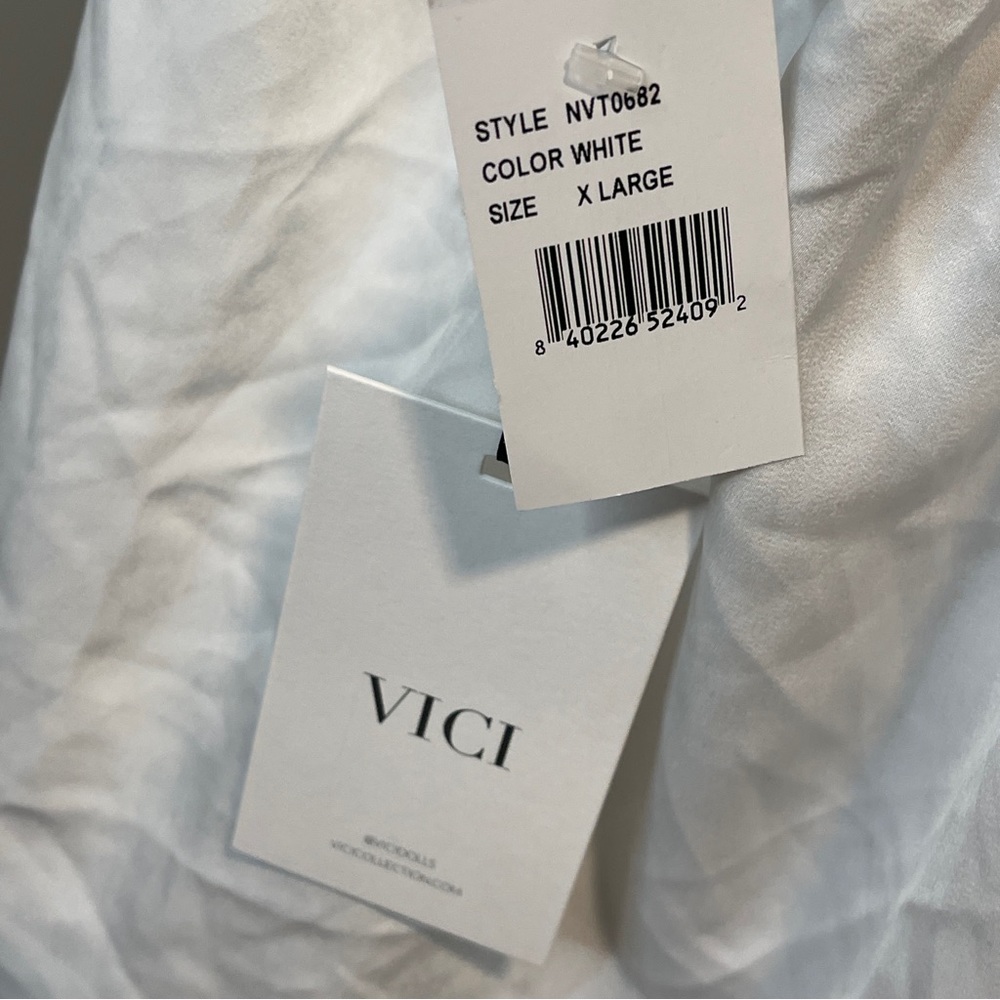 Vici Collection Satin Crossover Halter Neck Top in White XL - Picture 7 of 7